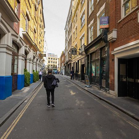Central Servised Apartments On Artillery Lane London Bagian luar foto