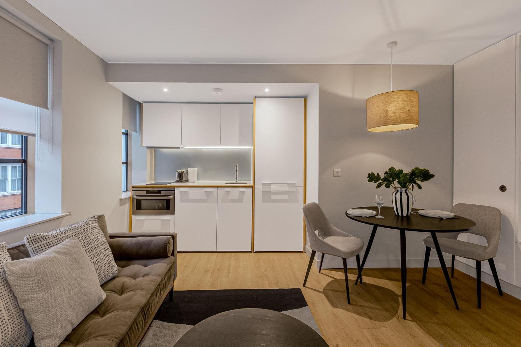 Central Servised Apartments On Artillery Lane London Bagian luar foto