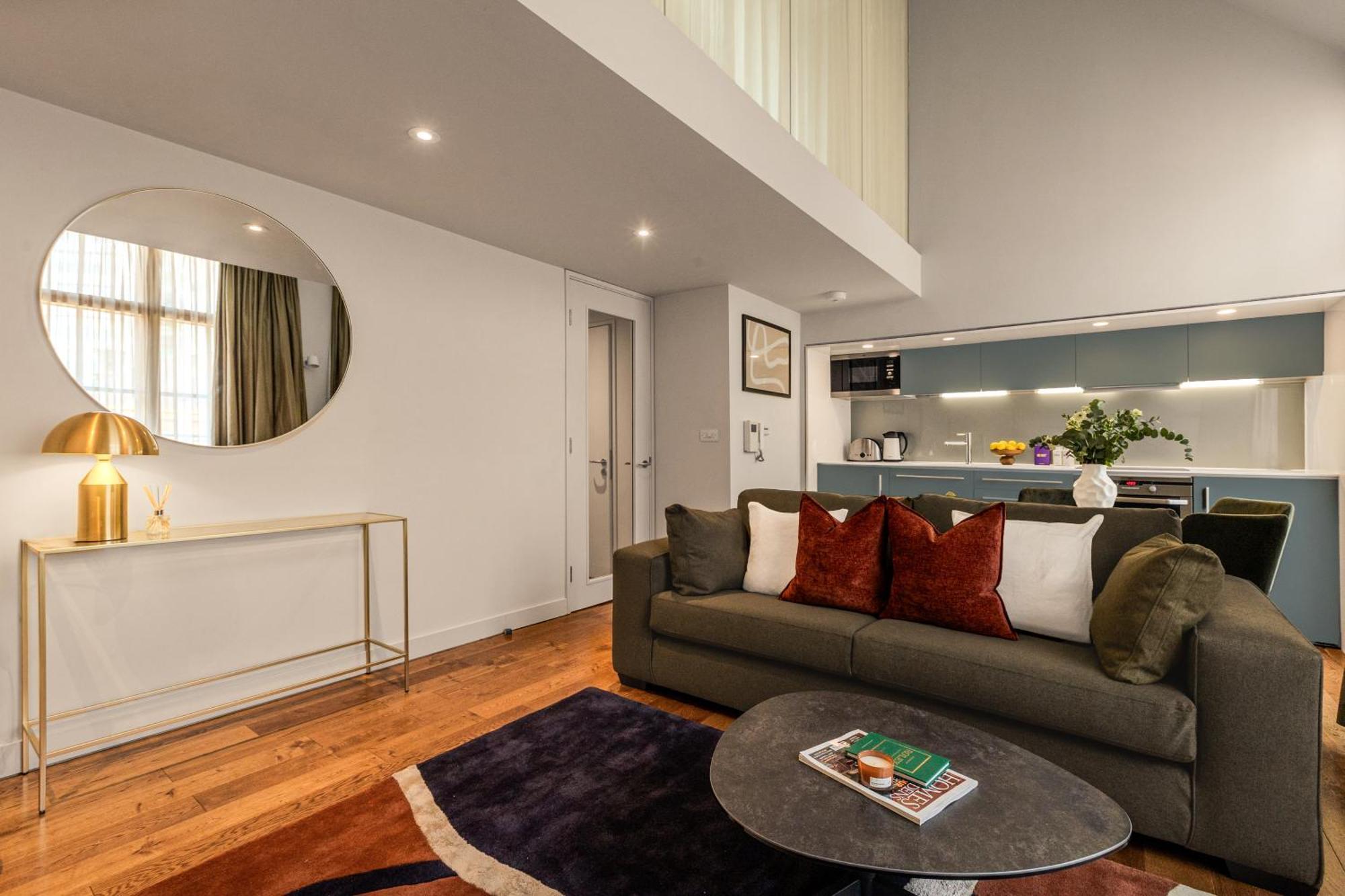Central Servised Apartments On Artillery Lane London Bagian luar foto