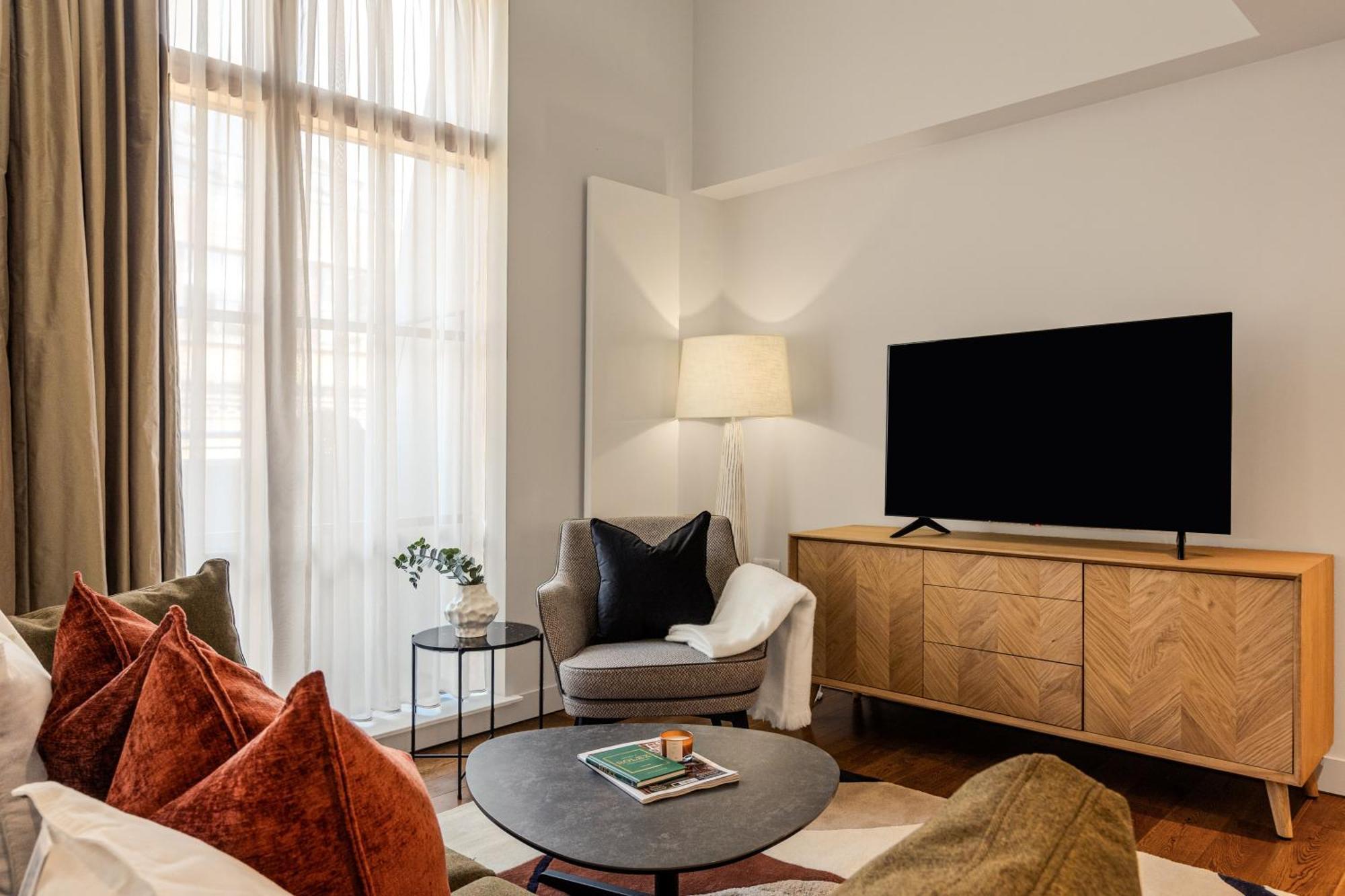 Central Servised Apartments On Artillery Lane London Bagian luar foto
