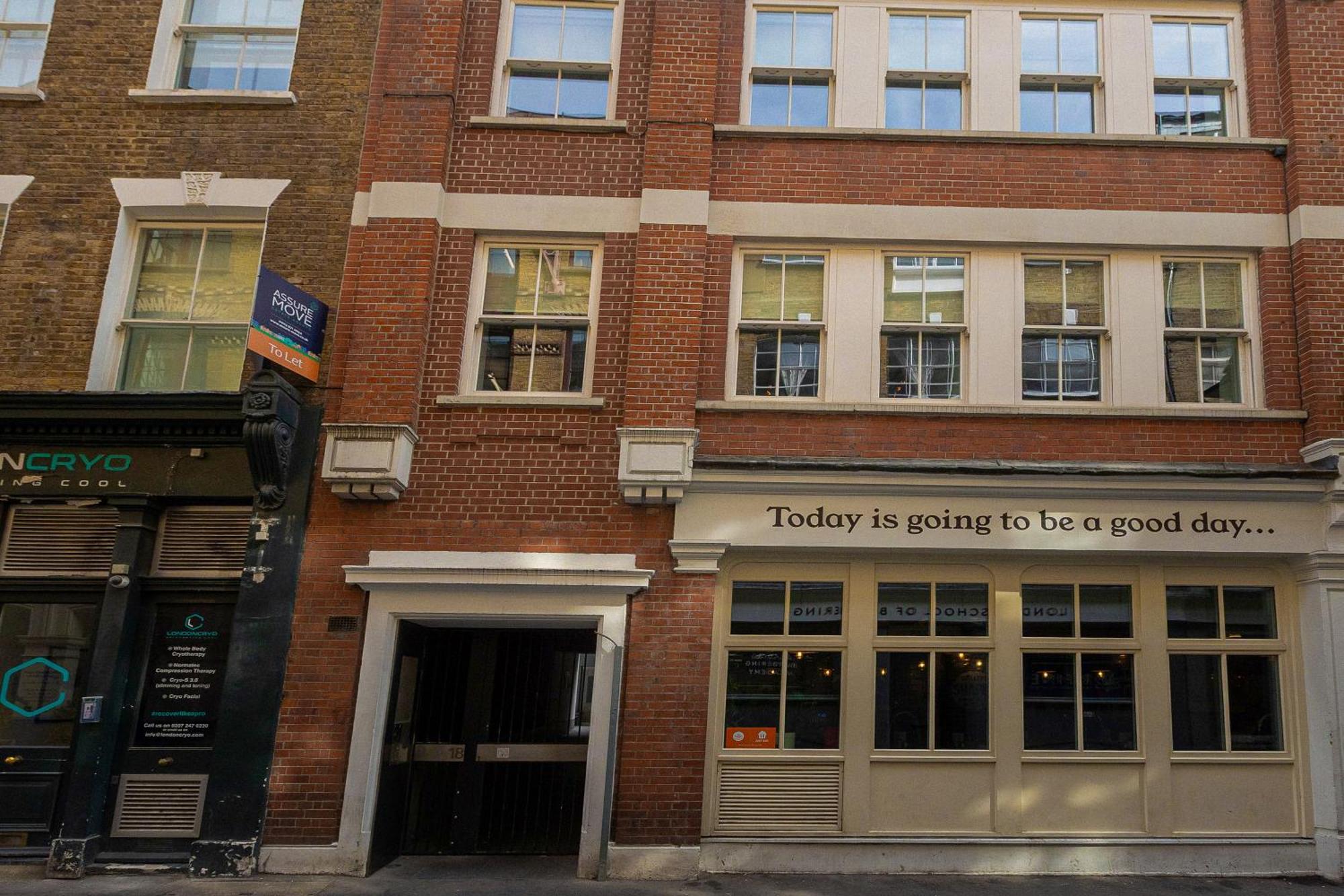 Central Servised Apartments On Artillery Lane London Bagian luar foto